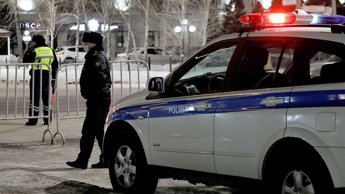 В Казахстане задержали машину с телефонами и гаджетами