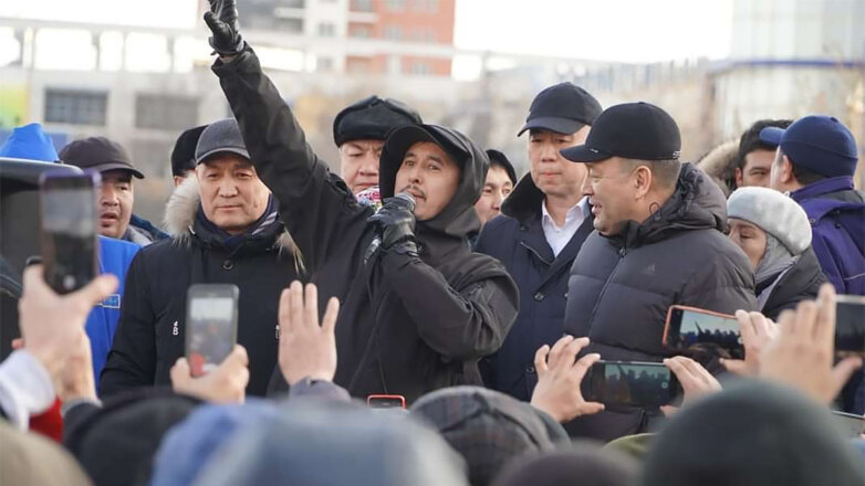 МИД Казахстана рассказал о языке вооруженных участников протестов в стране