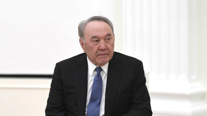 С улиц Казахстана начали исчезать упоминания о бывшем президенте Назарбаеве