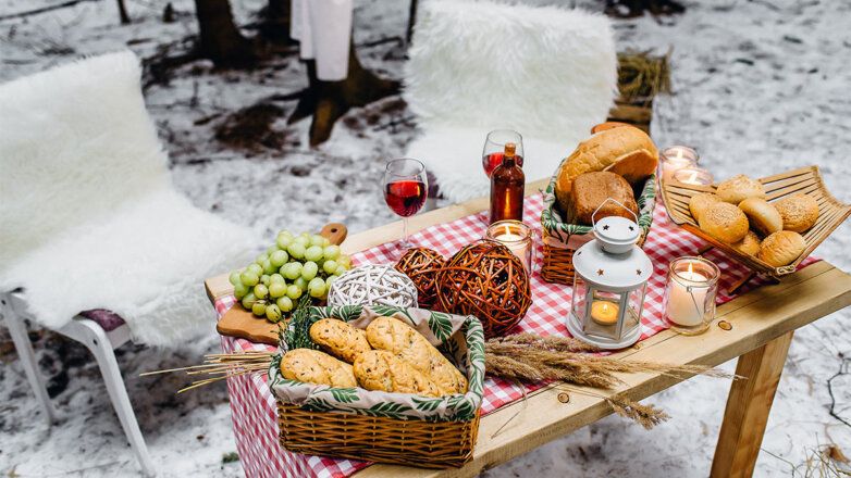 Зимняя идея: как организовать пикник на даче в холодное время года