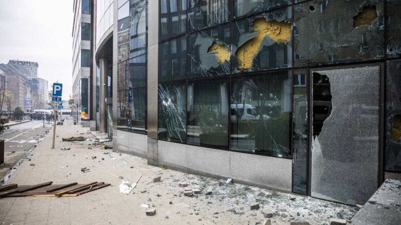 В Брюсселе акции против санитарных ограничений закончились беспорядками