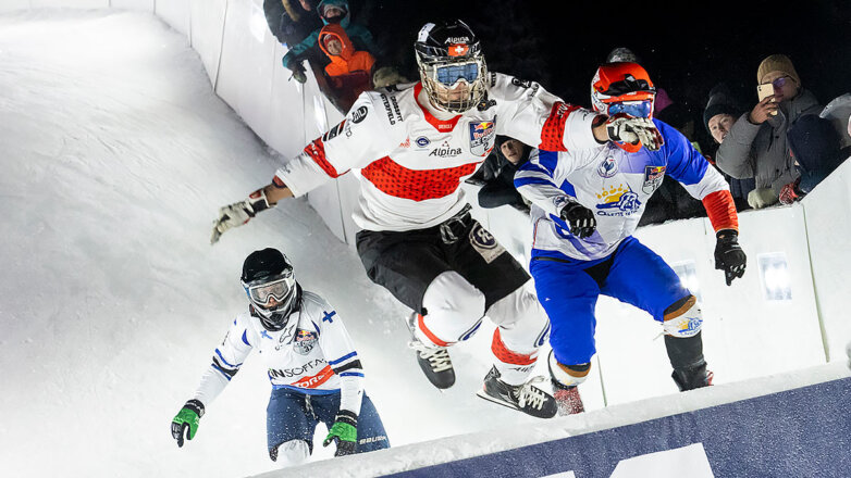 В Ленинградской области прошел чемпионат по скоростному спуску на коньках