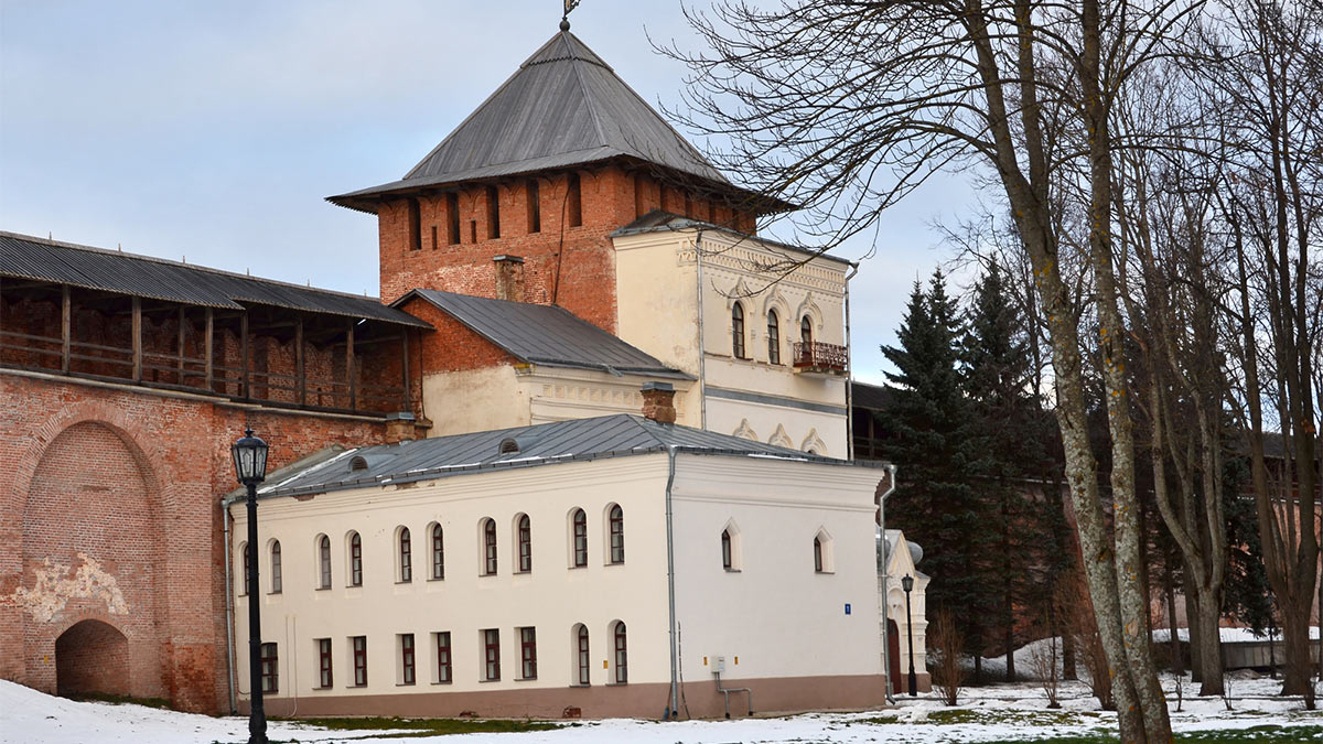 Златоустовская башня Новгородского кремля