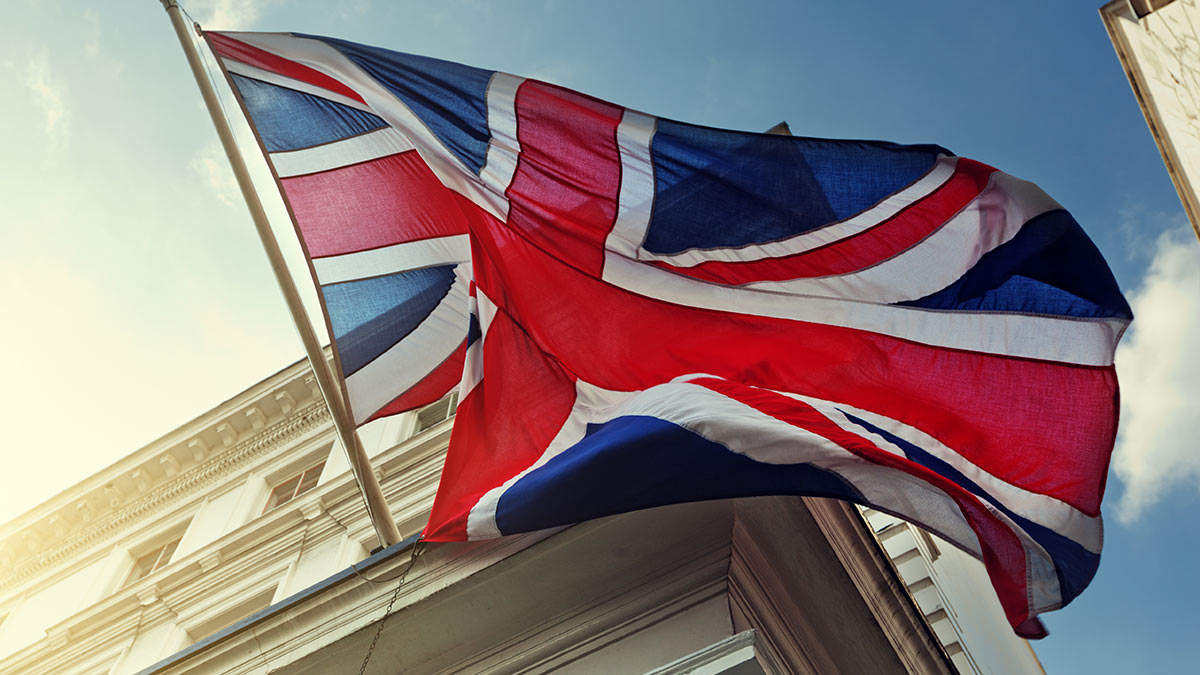 Великобритания объявила о выводе части сотрудников посольства в Киеве