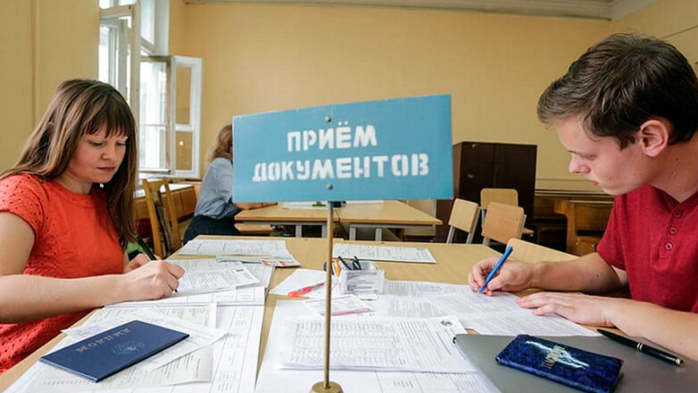 Российские вузы взялись за подготовку педагогов для освобожденных территорий ЛНР