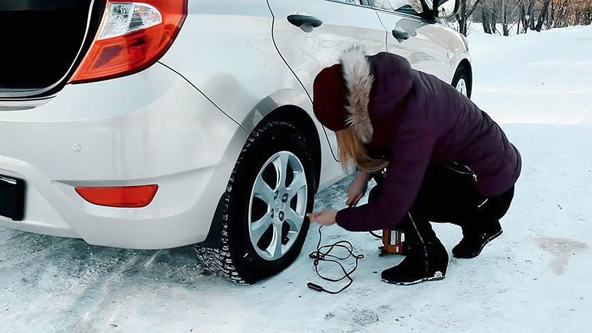 Зимой спускают шины автомобиля: три частых причины, не связанных с проколами