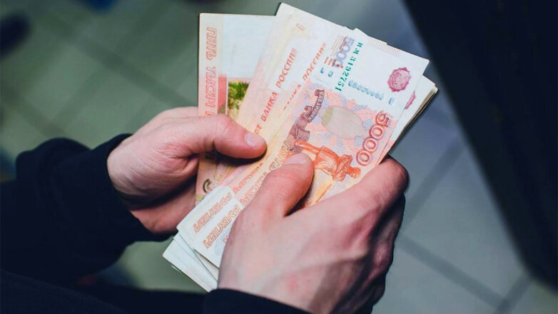Средняя зарплата кузбассовцев выросла