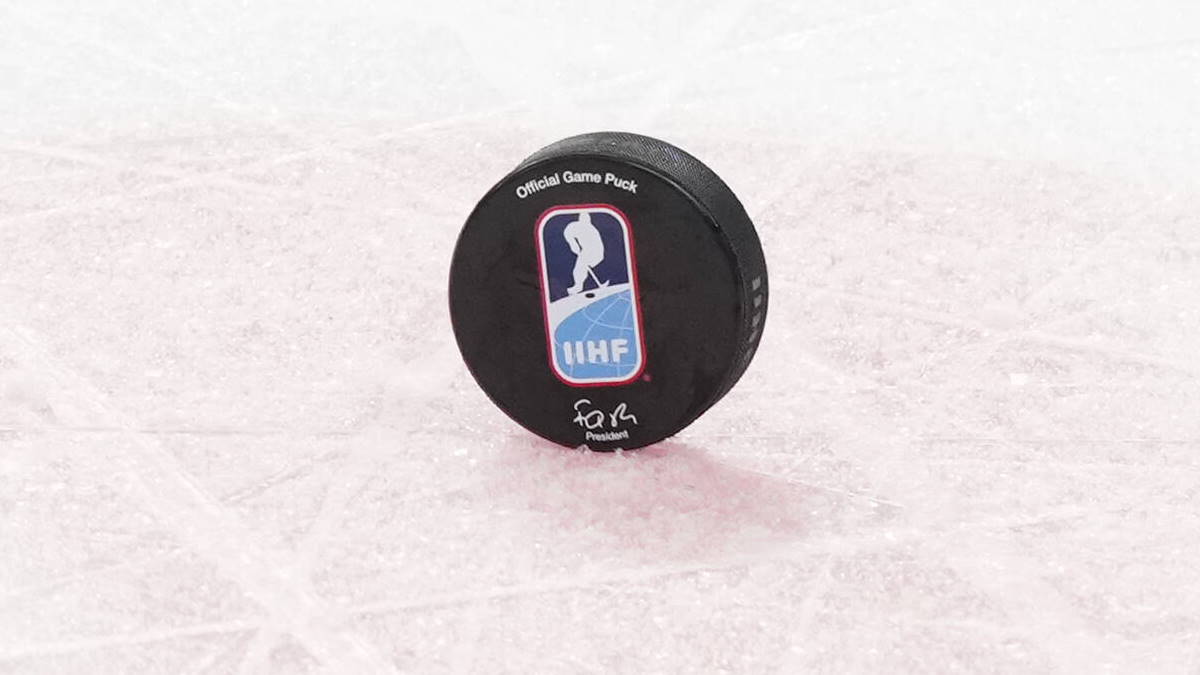 IIHF отстранила сборные России и Белоруссии от участия в международных соревнованиях