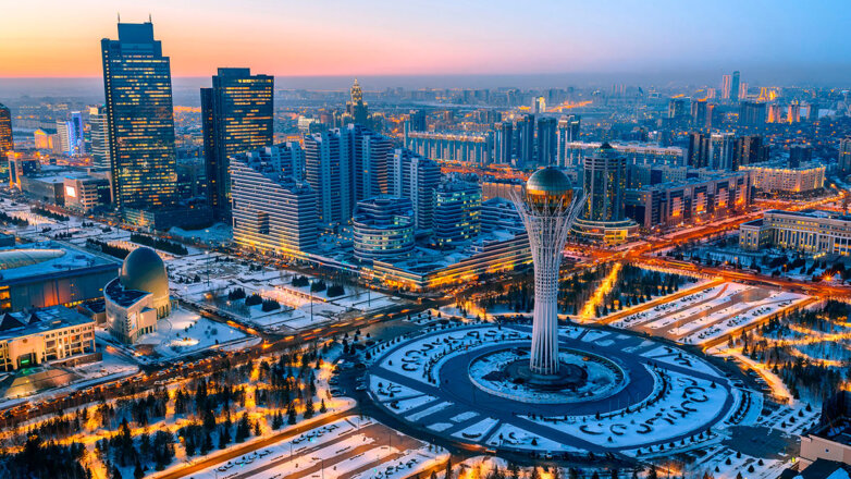 В Казахстане хотят ввести контроль за расходами госслужащих с 2027 года