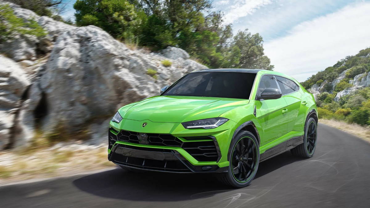 2021 Lamborghini Urus Graphite Capsule