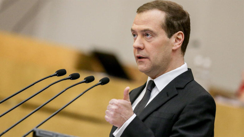 Медведев ответил на вопрос о возвращении смертной казни в России