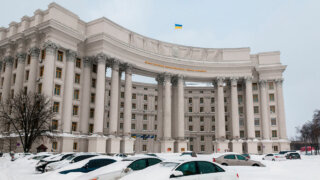 В Киеве отреагировали на слова посла Украины об отказе от членства в НАТО ради мира