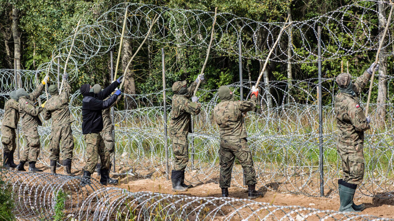 Польша хочет построить забор на границе с Россией