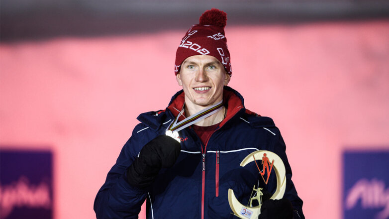 Директор Росгвардии Золотов поздравил лыжника Большунова с серебряной медалью в олимпийской гонке