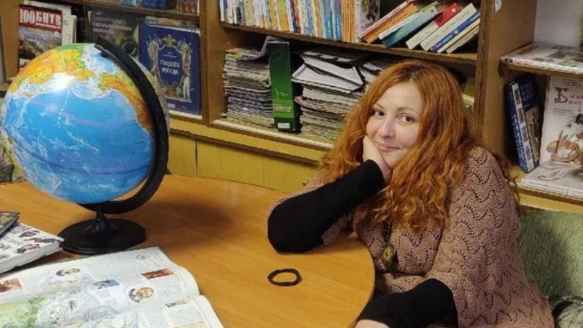 Минпросвещения проверит скандальное увольнение учительницы в Петербурге