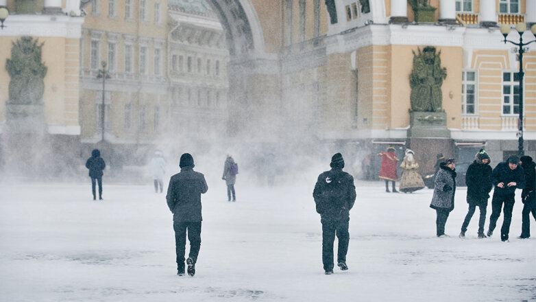 В Санкт-Петербурге объявили "желтый" уровень погодной опасности