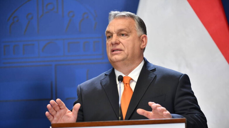 Politico: Орбан может временно стать главой Евросовета после отставки Мишеля