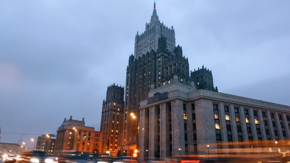 В МИД РФ назвали безосновательной высылку двух российских дипломатов из США