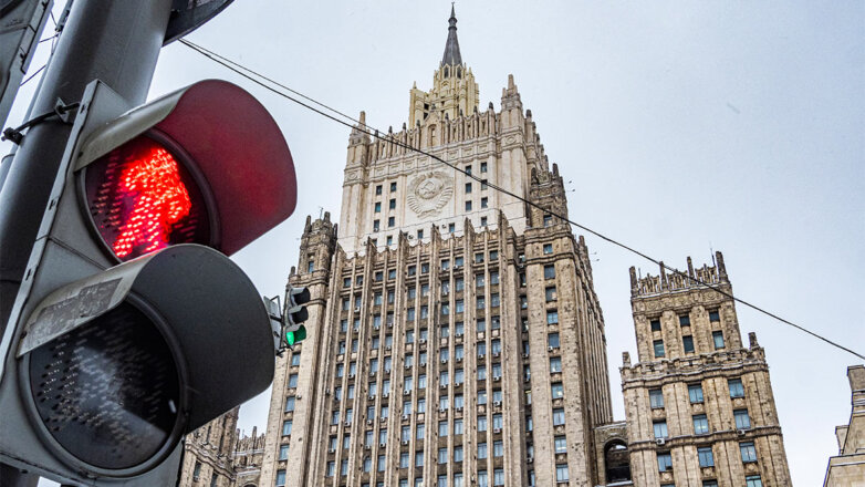 Россия может поставить вопрос о сохранении дипломатического присутствия в Болгарии