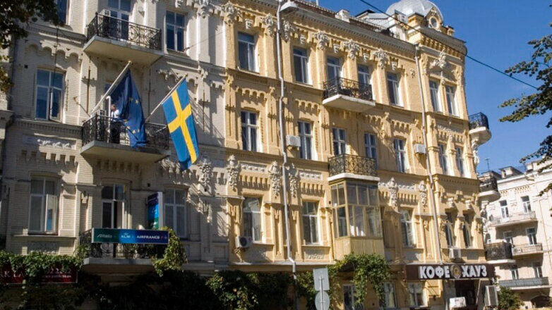 Швеция объявила о сокращении штата посольства в Киеве