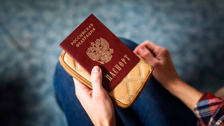 СМИ: послы ЕС согласовали политику непризнания паспортов РФ, выданных гражданам из ДНР и ЛНР