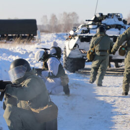 Минобороны показало видео взятия контроля над одним из аэродромов на Украине