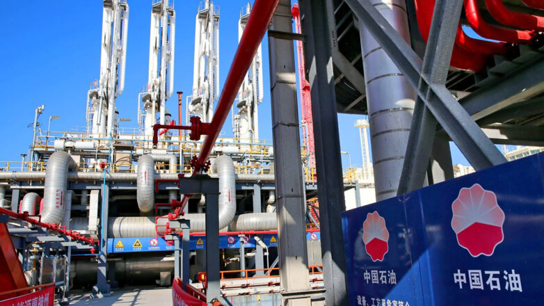 Россия поставит в Китай 100 миллионов тонн нефти