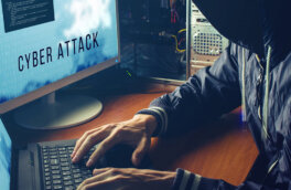 Кибератака на сайт Минобороны Украины продолжается до сих пор