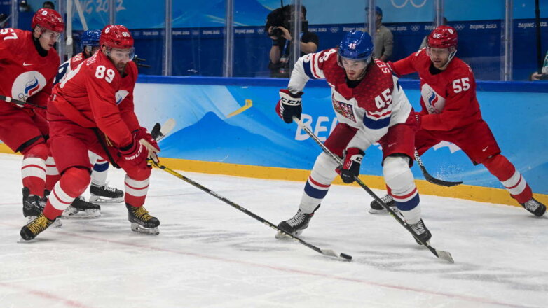 Хоккеисты сборной РФ в овертайме уступили чехам на ОИ-2022
