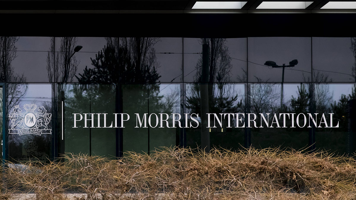 Philip Morris International реструктуризирует бизнес в РФ