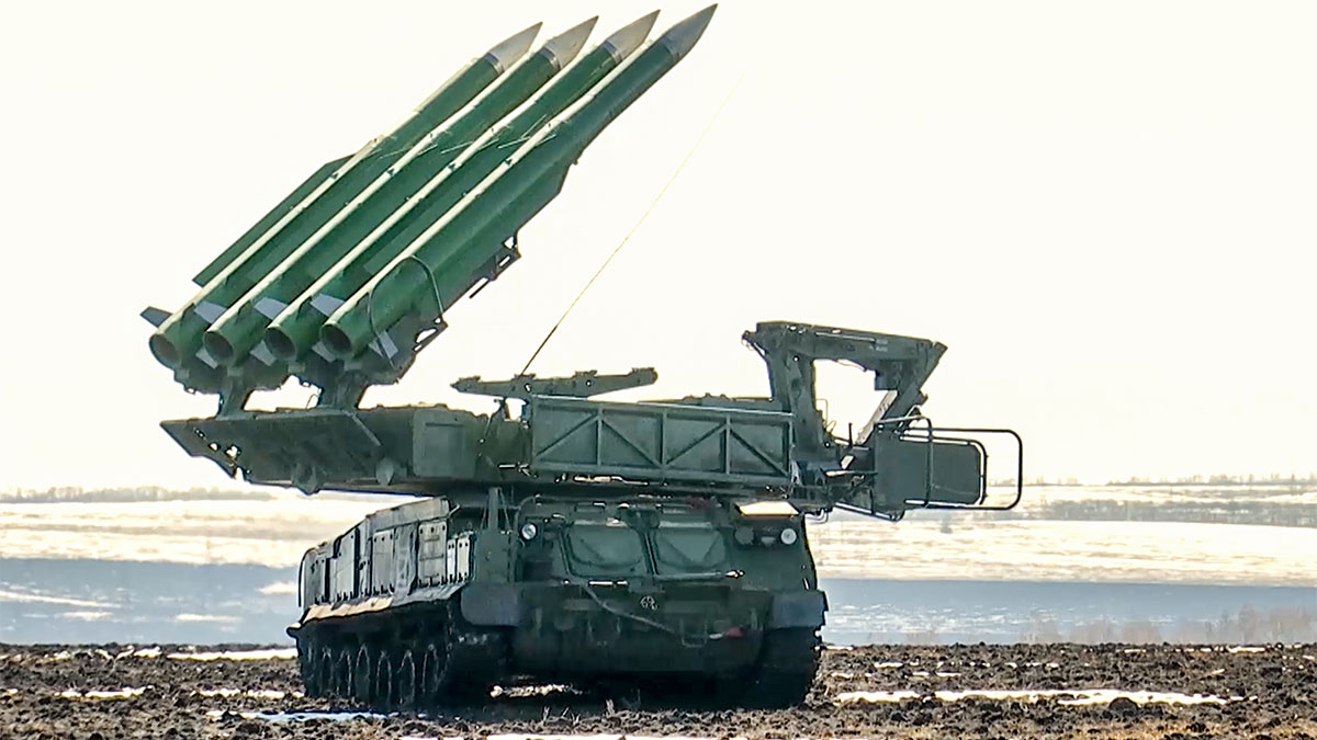 Боевой расчет ЗРК БУК-М3 Вооруженных сил РФ на Украине