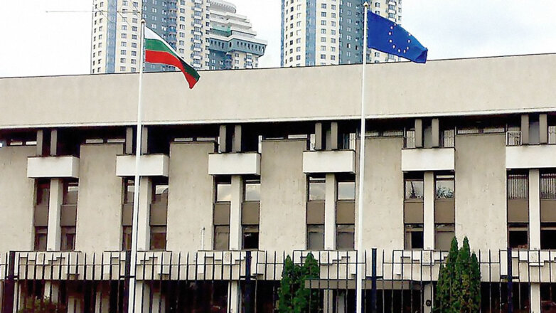 В Болгарии сообщили, что консульства в РФ продолжают принимать заявления на визы