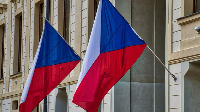 Чехия хочет сохранить "хотя бы элементарные дипотношения с РФ"