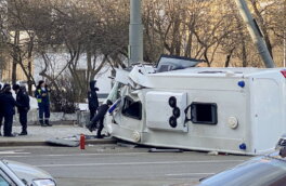 В Москве в ДТП с автозаком пострадали девять человек