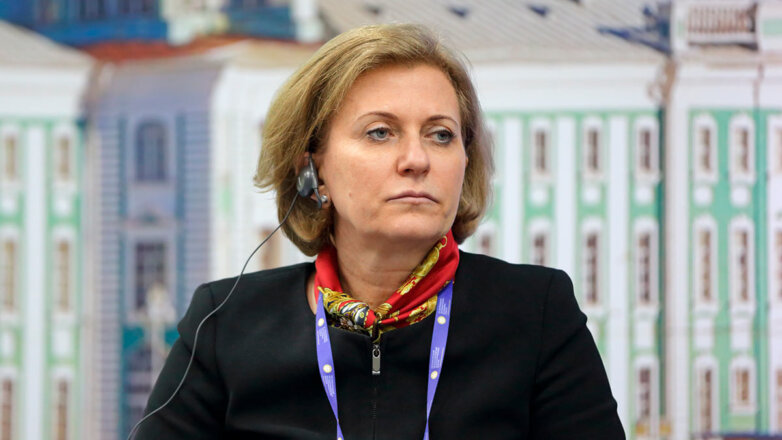 Попова заявила, что оснований для введения масочного режима из-за COVID-19 нет