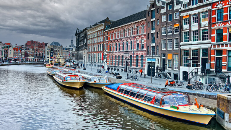 Амстердам закрыл порт для круизных лайнеров