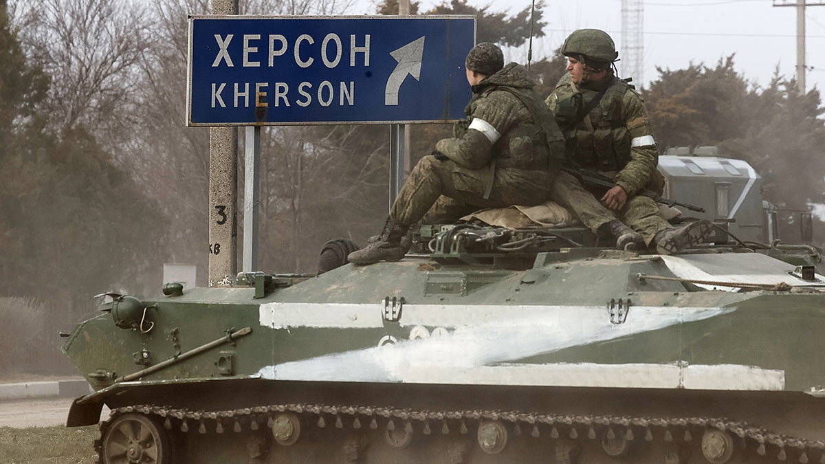 Российские вооруженные силы взяли под контроль Херсон
