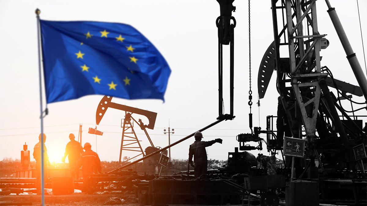 Bloomberg: мобилизация в РФ заставила ЕС ускориться с "потолком" цен на нефть