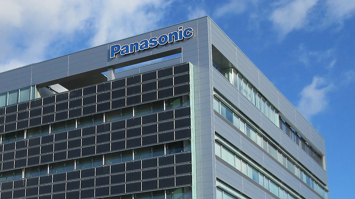 Panasonic останавливает торговые операции с Россией