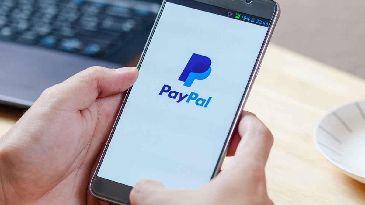 Платежная система PayPal приостановила работу в России