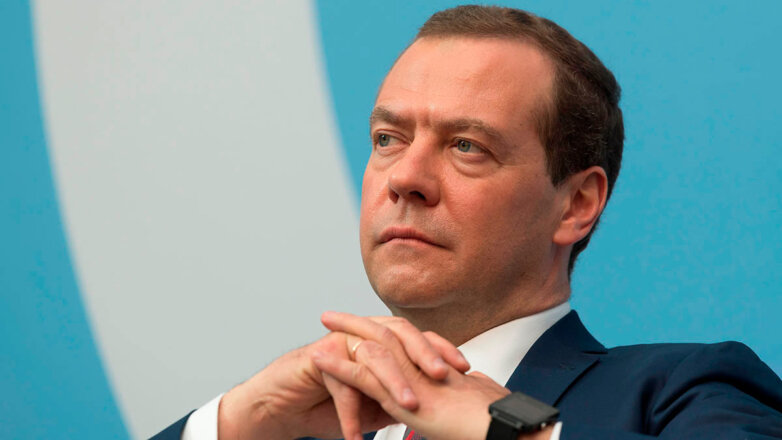 Медведев назвал предательством критику России в условиях спецоперации