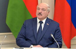 Лукашенко оценил предложение Польши ввести миротворцев НАТО на Украину