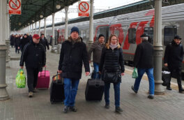 Отпуск-2023: названы популярные направления для поездок на поезде после Нового года
