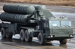В Турции назвали нереалистичной идею поставить Украине С-400, купленные у России