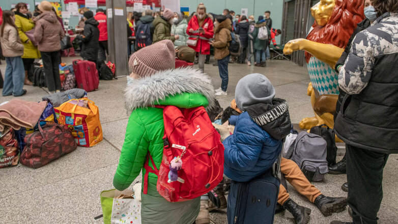 Свыше 3,2 млн человек покинули Украину