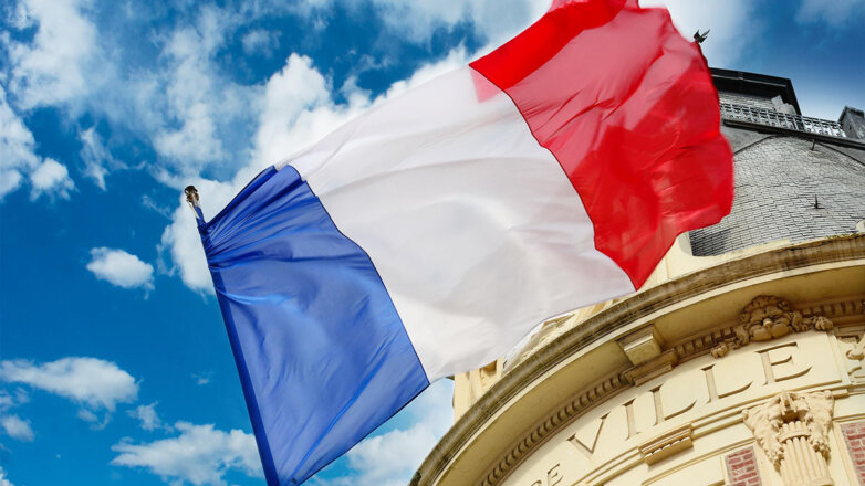 Франция заморозила активы ЦБ России на €22 миллиарда