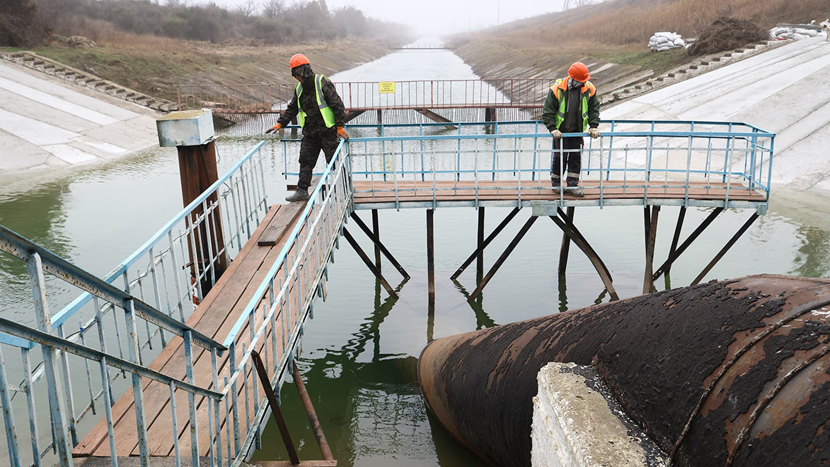 По Северо-Крымскому каналу начала поступать вода с Украины