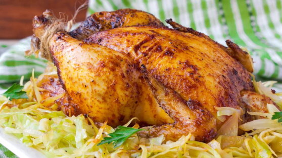 Просто и вкусно: курица с овощами в духовке