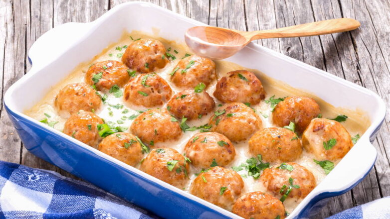 мясные шарики в сливочном соусе