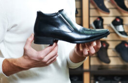 Как отличить натуральную кожаную обувь от искусственной: простые способы
